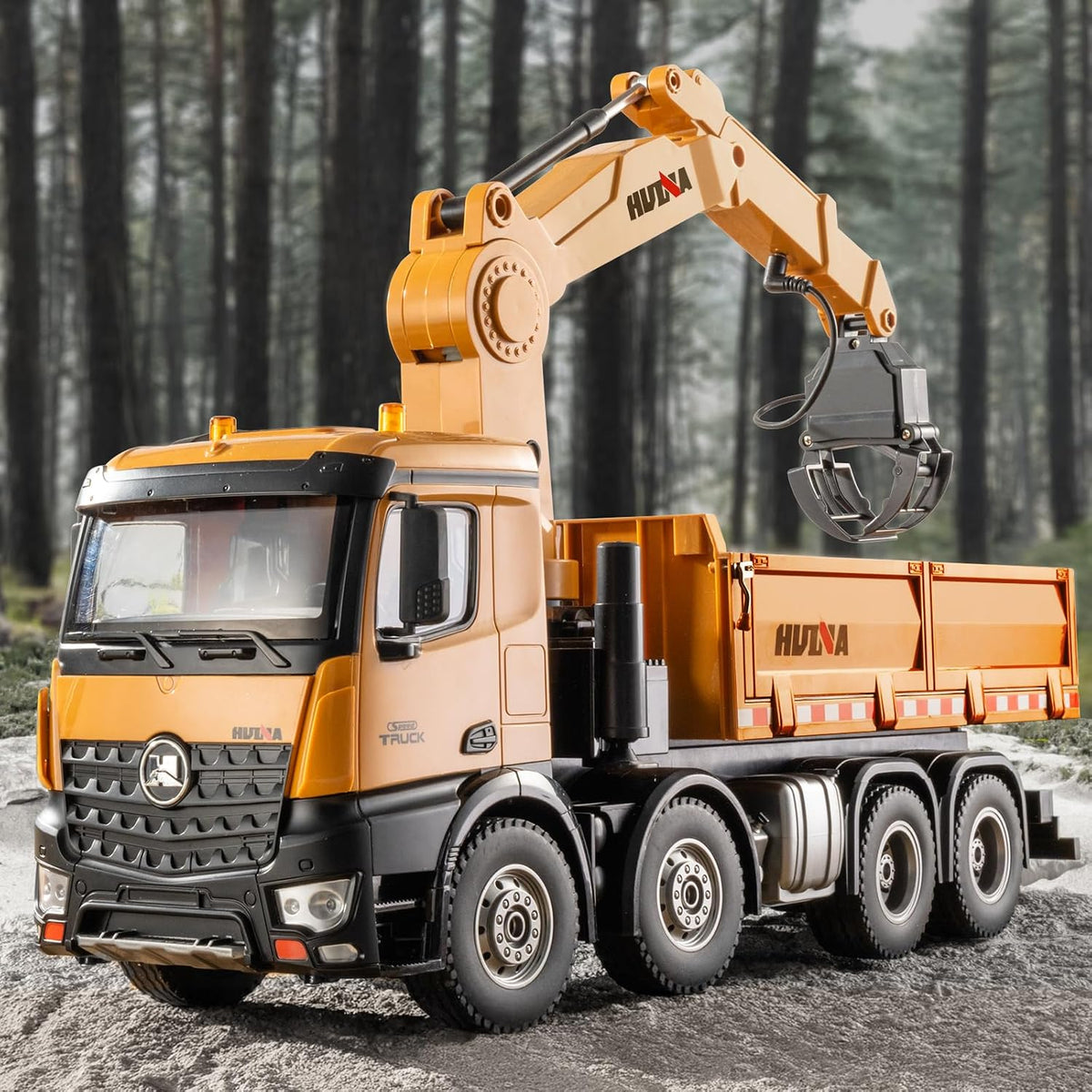HUINA 1:14 RC Wood Grabber Dump Truck